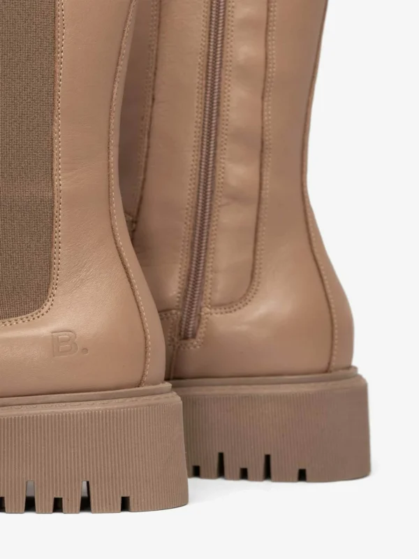 Bianco Chelsea Boots ‘GARBI’ 6