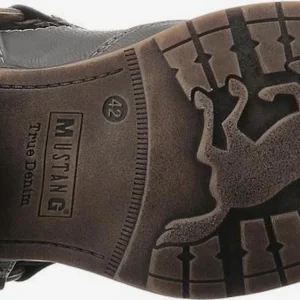 MUSTANG Boots 12