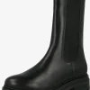 Karolina Kurkova Originals Chelsea Boots ‘Selma’ 8