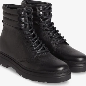Calvin Klein Boots 17