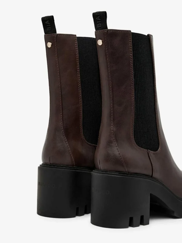 Bianco Chelsea Boots 7