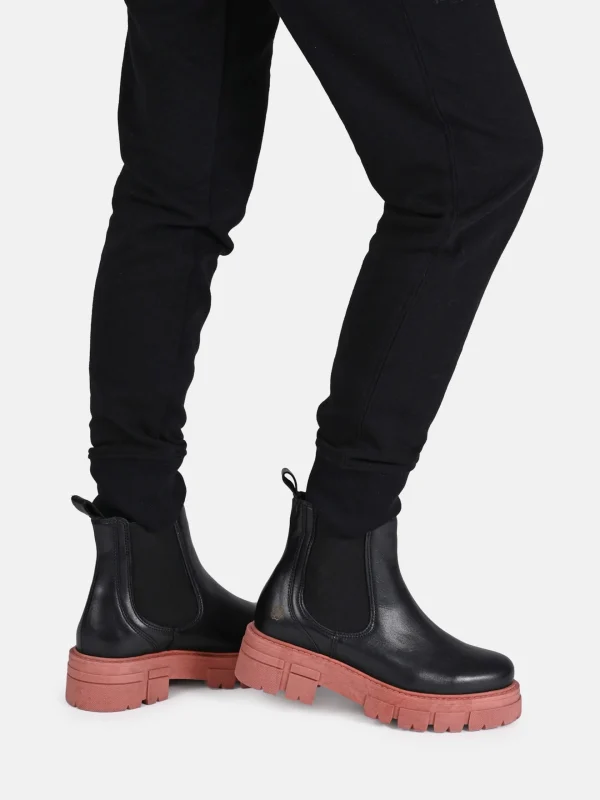 Apple Of Eden Chelsea Boots ‘California’ 9