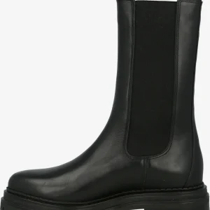 Karolina Kurkova Originals Chelsea Boots ‘Selma’ 7