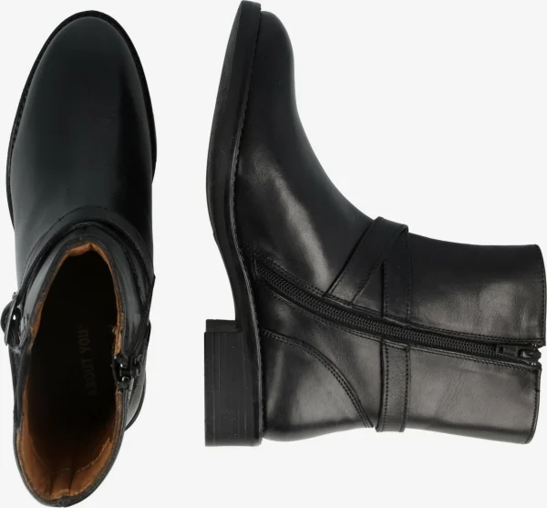 ABOUT YOU Boots ‘Eda’ 3