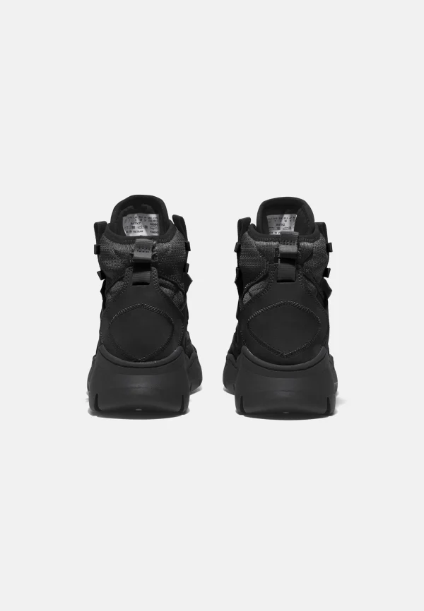 TIMBERLAND Boots 7