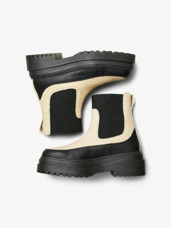 SELECTED FEMME Chelsea Boots ‘Fasta’ 4