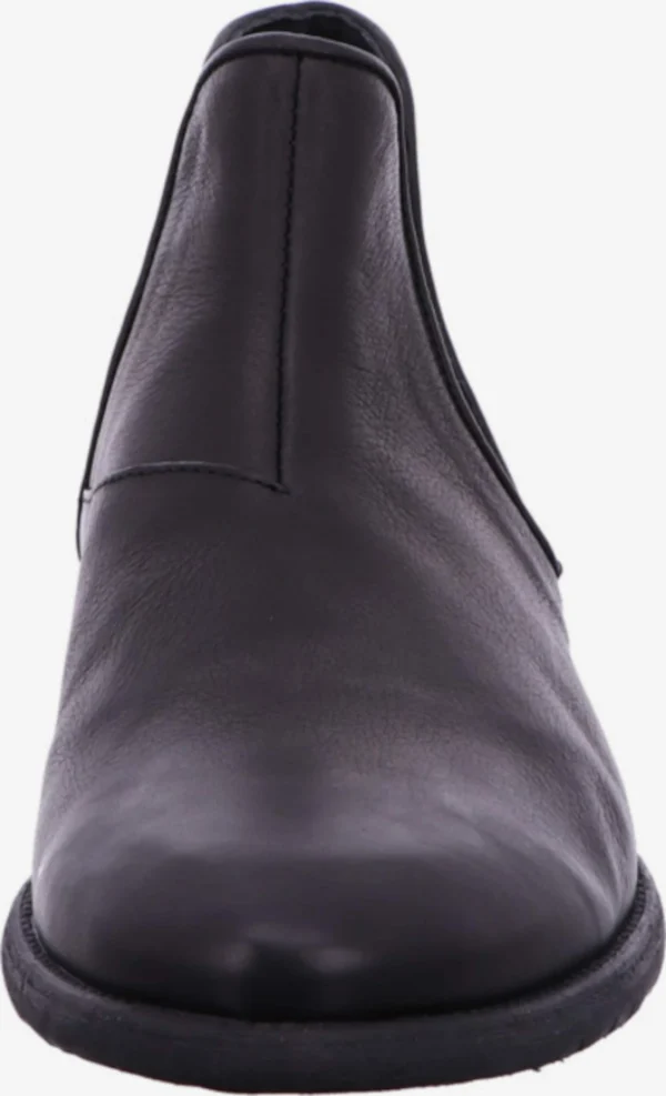 THINK! Chelsea Boots 6