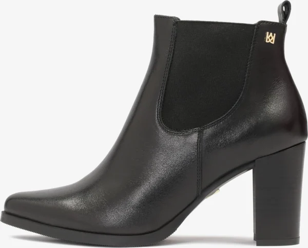 Kazar Boots 1