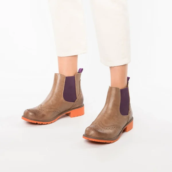 Ambellis Chelsea Boots 5