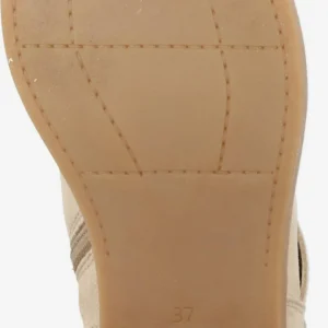 ABOUT YOU Boots ‘Eda’ 9