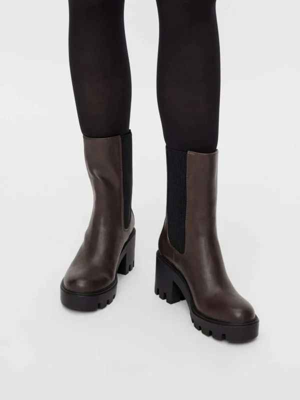 Bianco Chelsea Boots 5