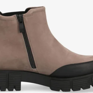CAPRICE Chelsea Boots 12