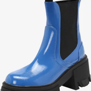 Nasty Gal Chelsea Boots 7